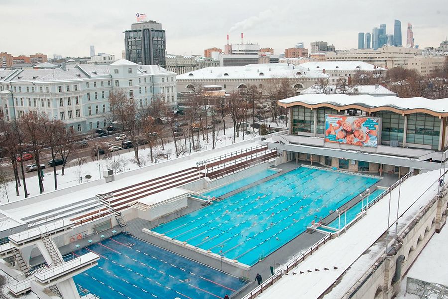 Установка акустических систем в бассейне